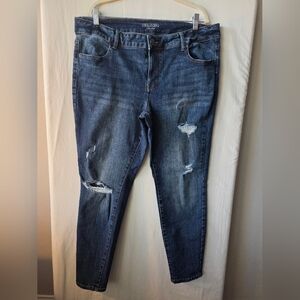 Maurices Distressed Skinny Jeans Denim Flex Mid Rise Ripped Dark Wash Edgy Boho